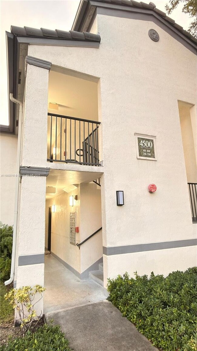 Photo - 4500 NW 107th Ave Unit 202-9