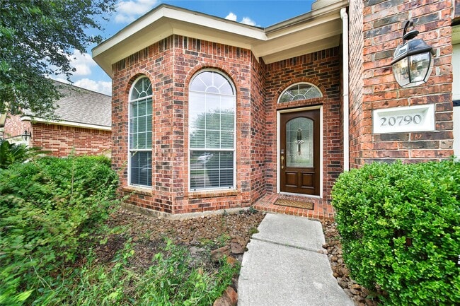 20790 Kenswick Park Dr