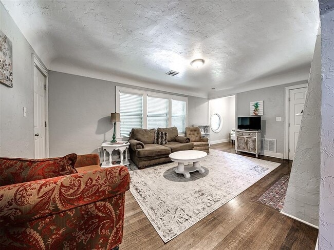 Photo - 1630 NW 17th St