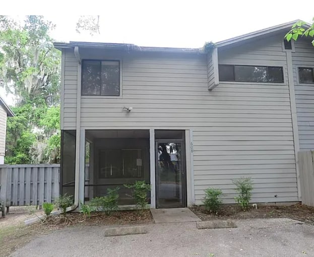 Building Photo - 608 SW 2nd St Rental