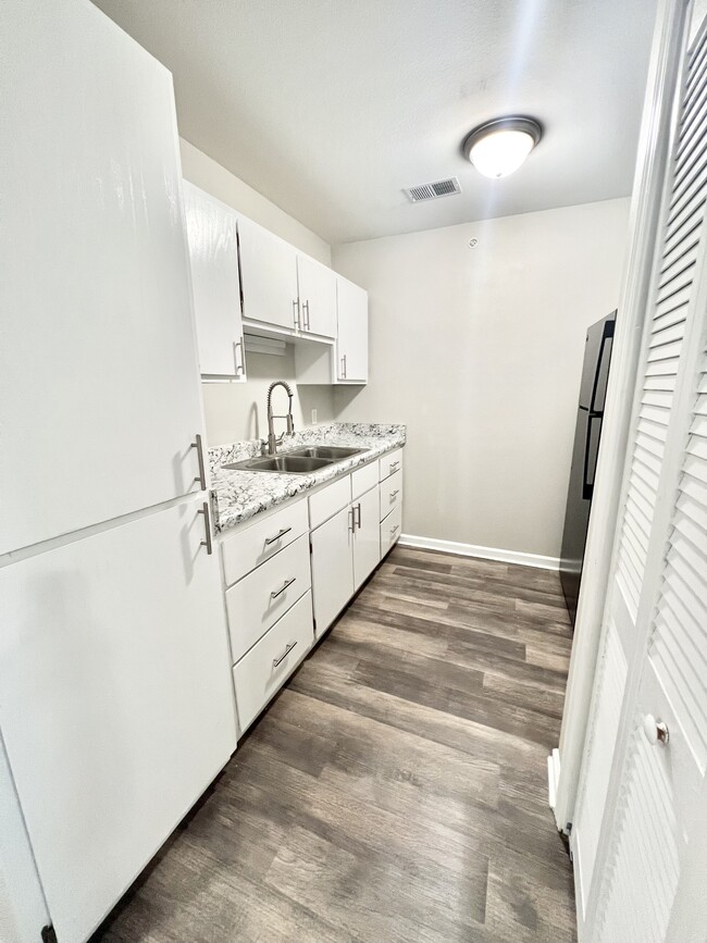 Photo - 601 Skyview Dr Unidad 504