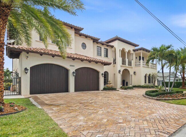 Photo - 2901 NE 22nd Ct