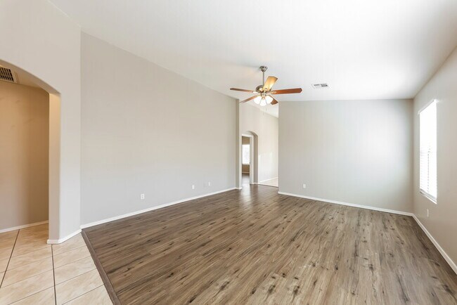 Photo - 1465 S 230th Dr