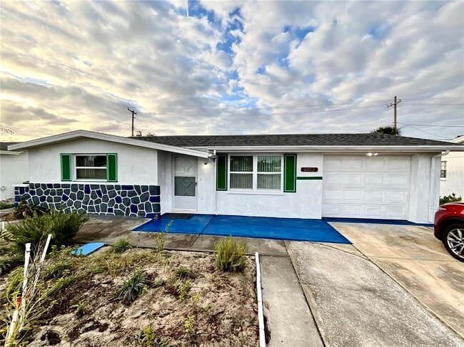 Building Photo - 4810 Flora Ave