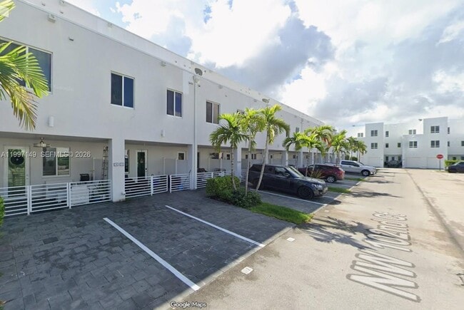 Building Photo - 6416 NW 102nd Ct