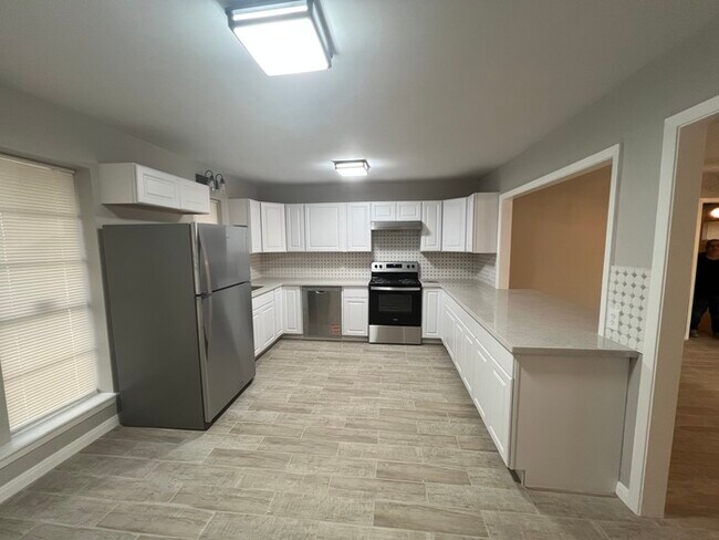 Photo - 1110 Falcon Dr