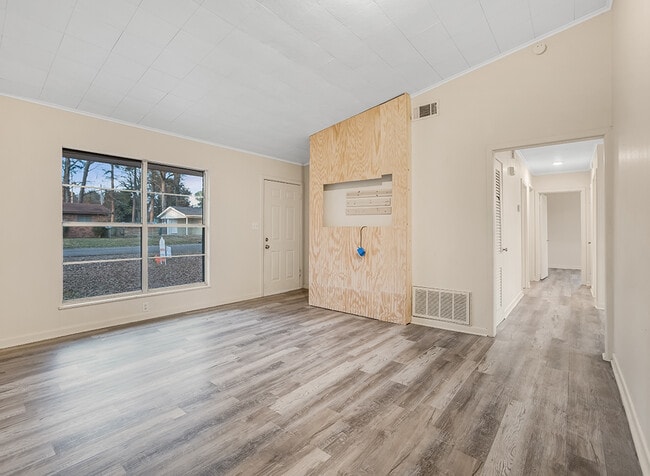 Photo - 3007 Hollywood St