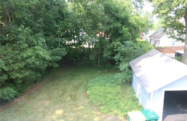 Photo - 104 Lynhurst Ave