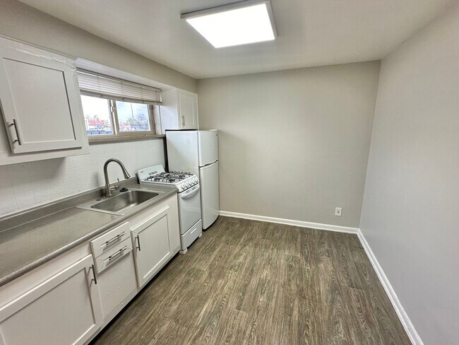 1495 Balsam