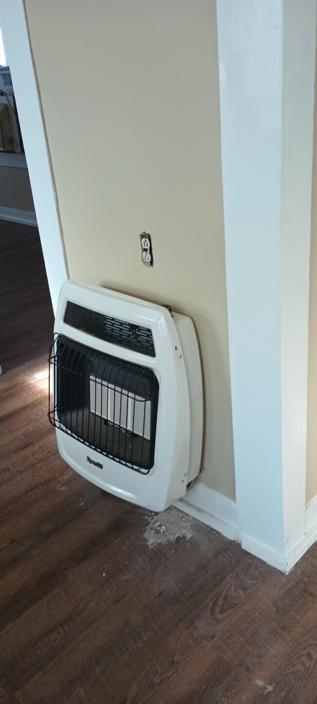 Photo - 1612 Curd Dr