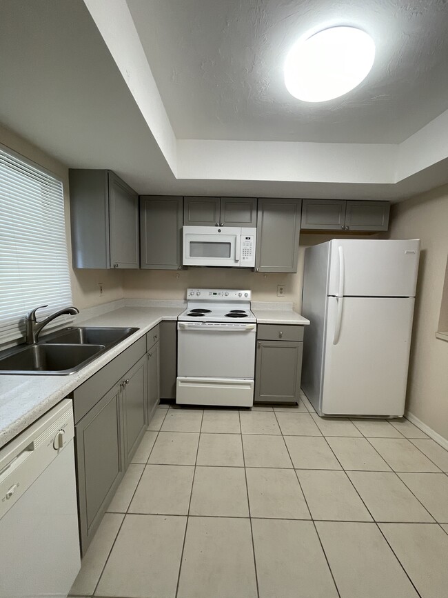 Photo - 28181 Pine Haven Way