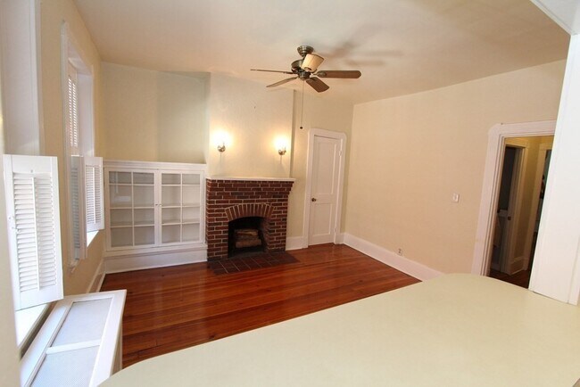 Photo - 4 Phillips St Unit 2