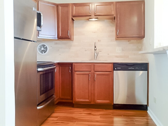 Photo - 111 W Maple St Unit 3210
