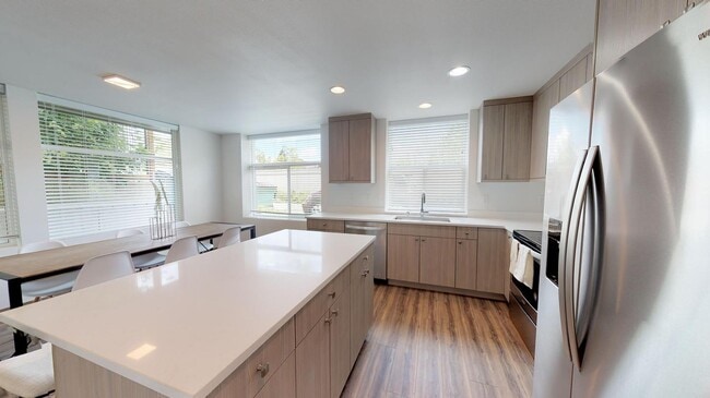 Photo - 3308 Claremont Ave S