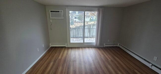 Photo - 25 Hamilton Ave Unit 7