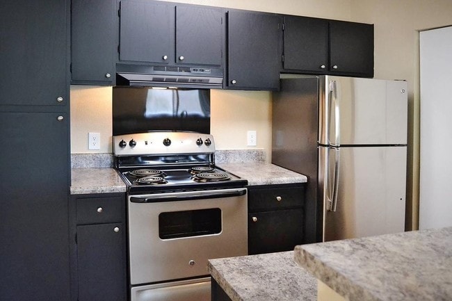 Kitchen - Crossings of Bellevue