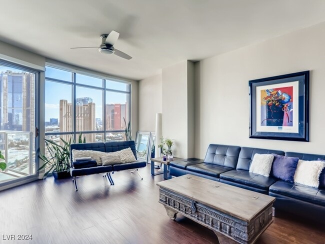 Building Photo - 200 W Sahara Ave Unit 2404