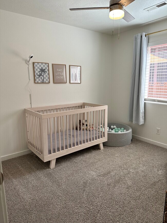 Photo - 357 S 6150 W