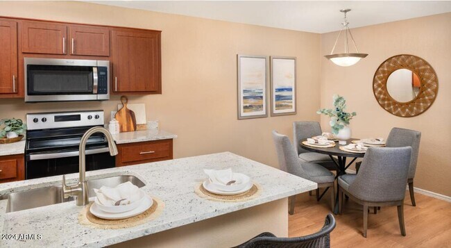 Photo - 13440 N 44th St Unit 2