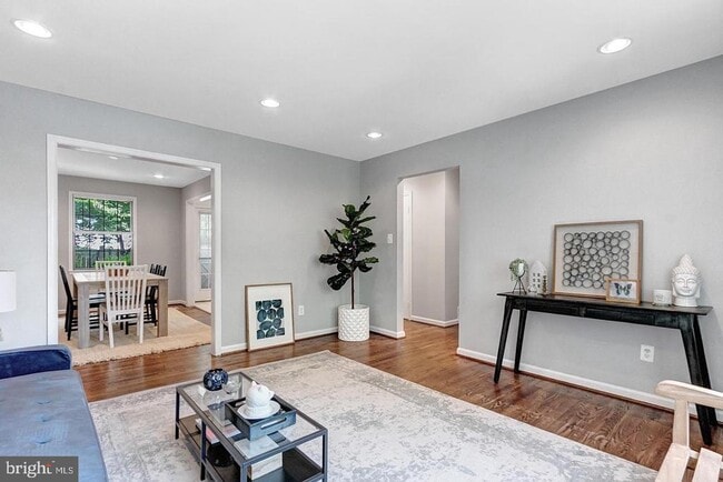 Photo - 3302 Webley Ct