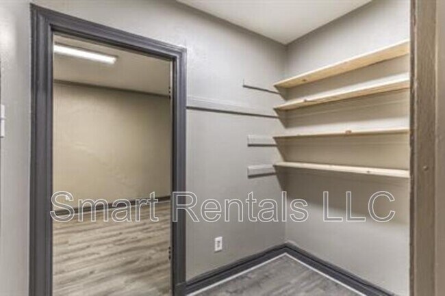 Photo - 807 Clara Ave