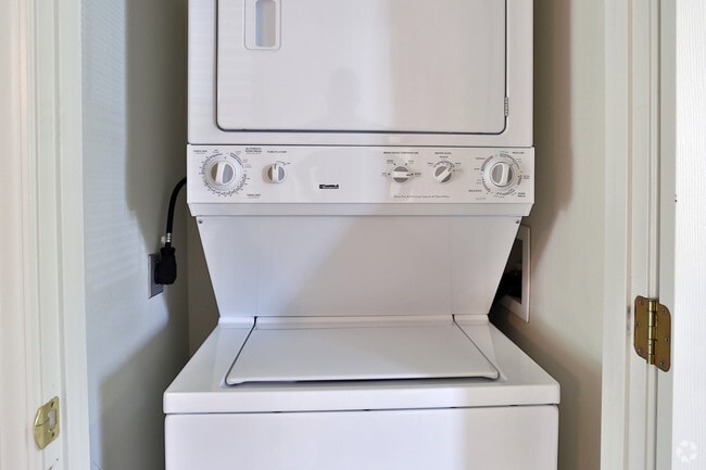 Laundry - The Retreat at Garden Lake