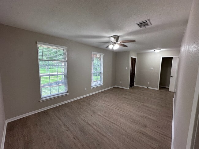 Building Photo - 21302 Park Rock Ln