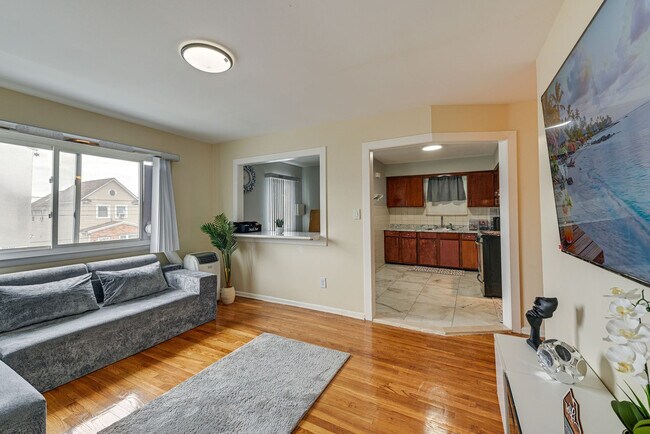 140-50 160th St Unit SI ID1637180P