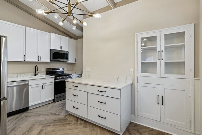 Photo - 203 Woodland Rd
