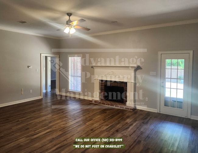 Photo - 3040 Crawford Loop