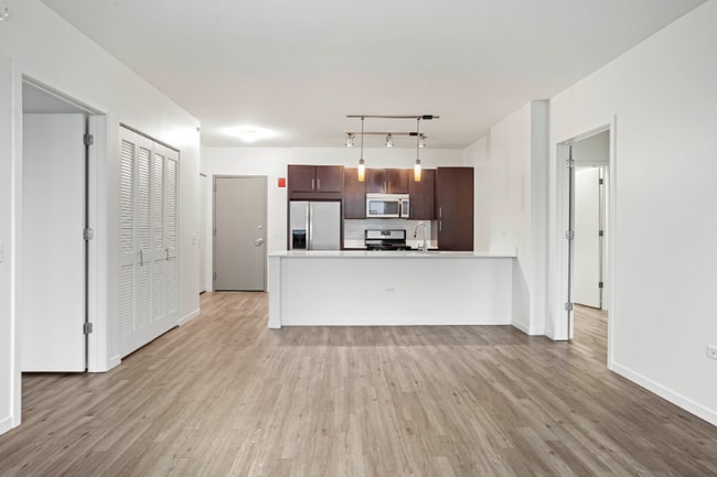 Photo - 3733 N Halsted St Unit 2405