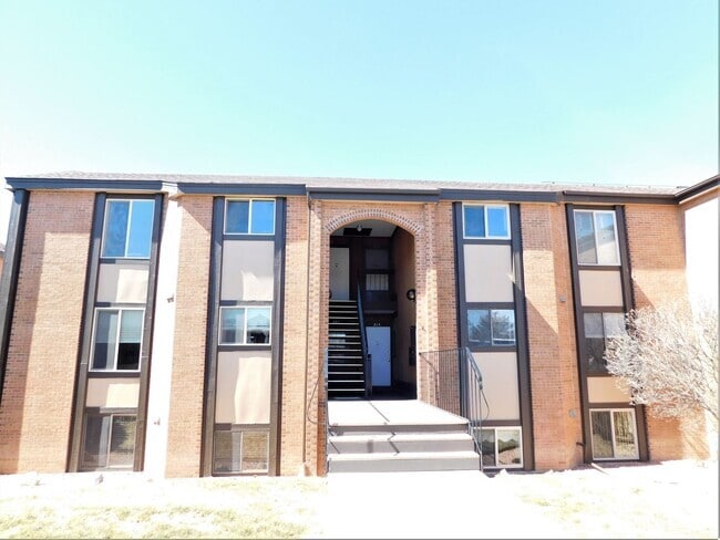 Building Photo - 961 Lakeside Dr Unit 109 Rental