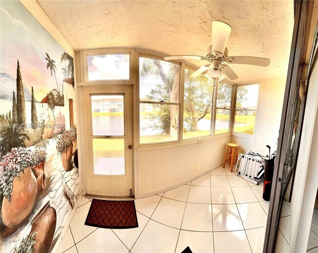 Photo - 8961 S Hollybrook Blvd Unidad 106