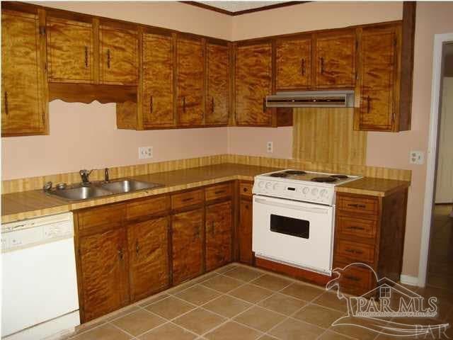 Photo - 205 McClure Dr