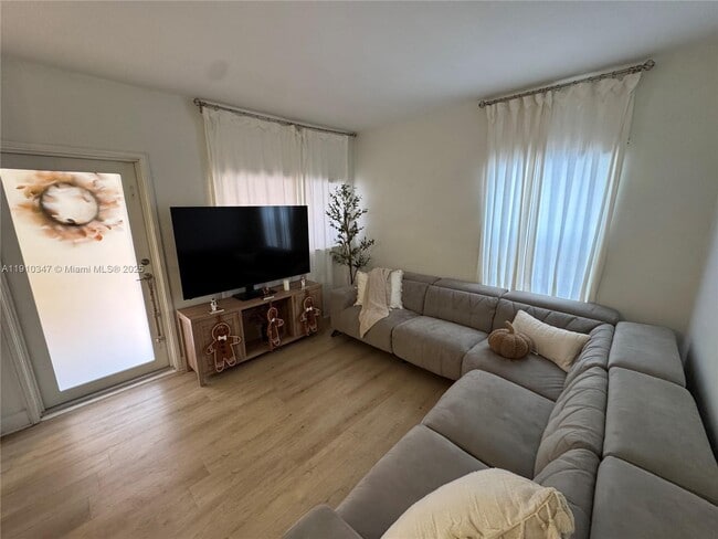 Photo - 13926 SW 65th Terrace Unit 3