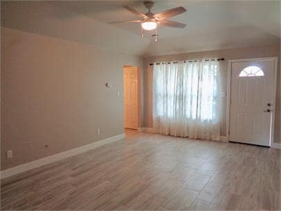 Photo - 339 Outboard Dr