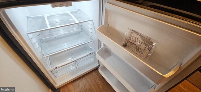 Photo - 205 Hailey Ln