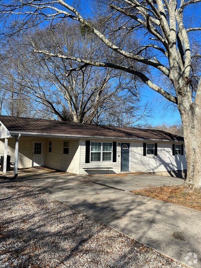 Apartments for Rent in Clermont, GA 4 Rentals