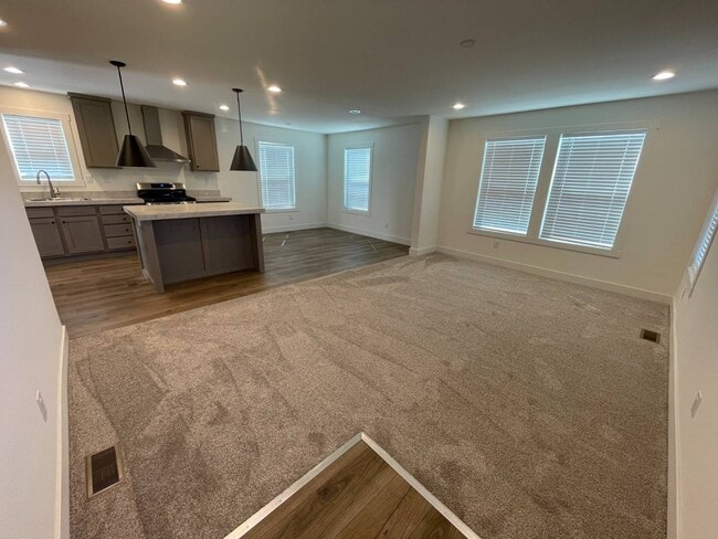 Photo - 5427 Edgewood Ln