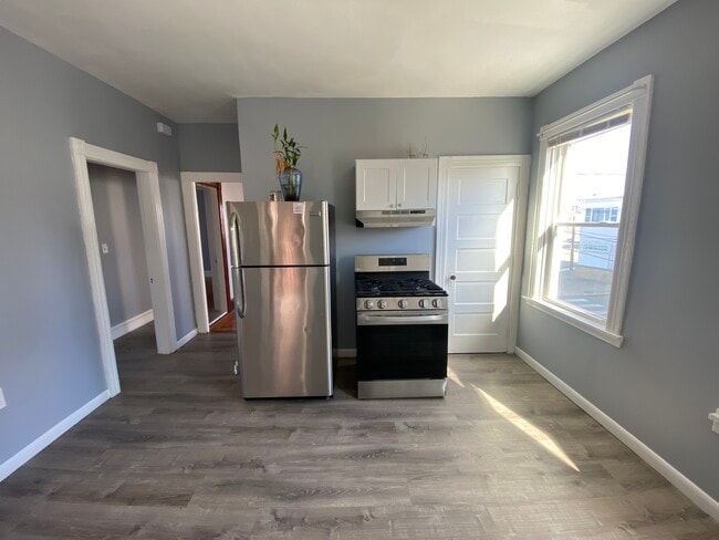 Photo - 294 Douglas Ave Unidad 2