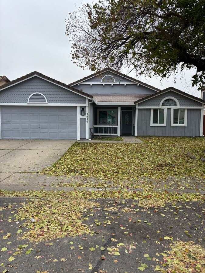 3 B/D 2 BA HOME WITH AN OFFICE IN YUBA CITY COMING SOON! - 3 B/D 2 BA HOME WITH AN OFFICE IN YUBA CITY COMING SOON!