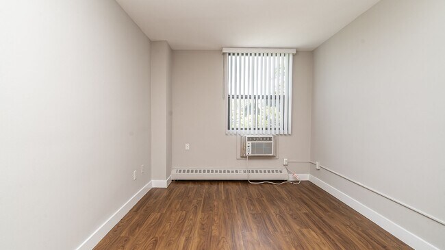 Photo - 798 Richmond Street West Unit 345