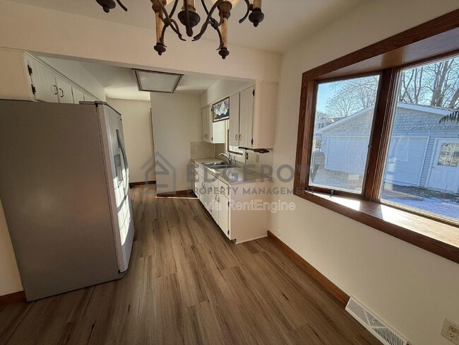 Photo - 2540 Ancient Dr SW