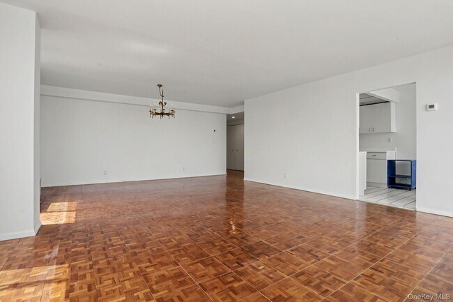 Photo - 18 Shady Glen Ct Unit 403