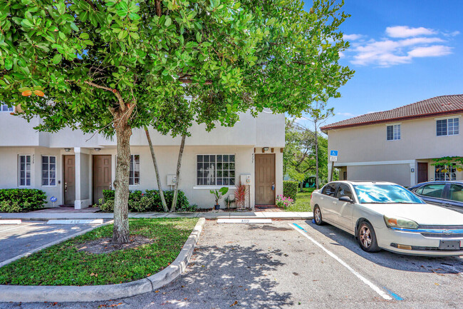 Photo - 4135 Napoli Lake Dr Townhome