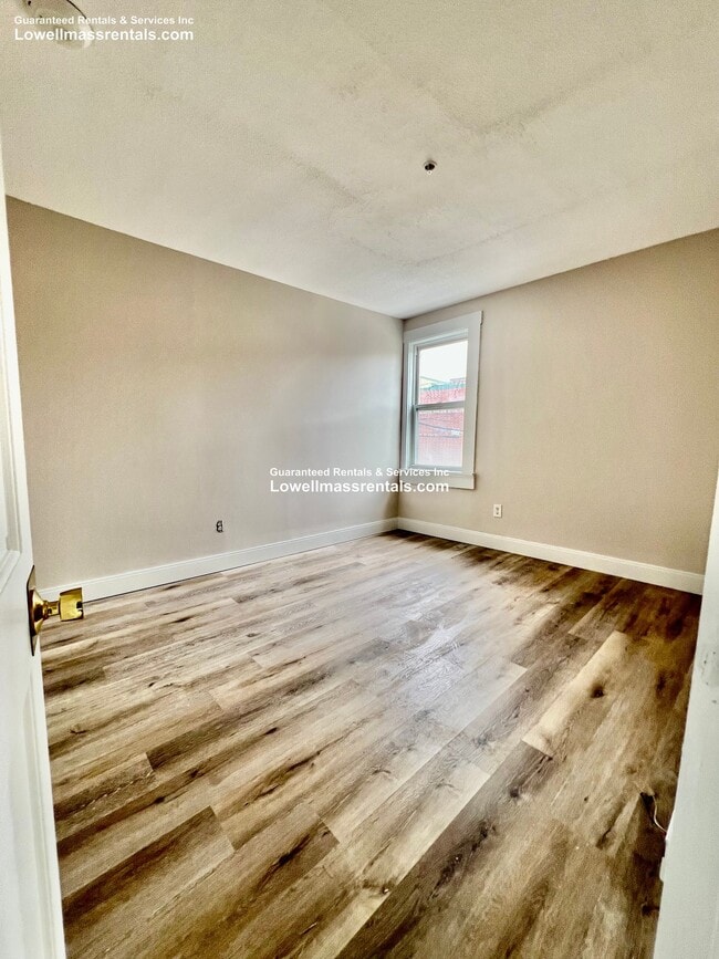 Photo - 603 Broadway St Unidad 2R