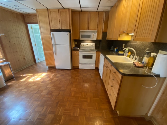 Photo - 1015 E Pleasant Ave