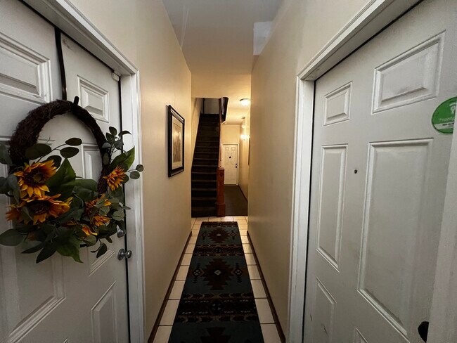 Photo - 1810 Palisade Ave Unit 1R