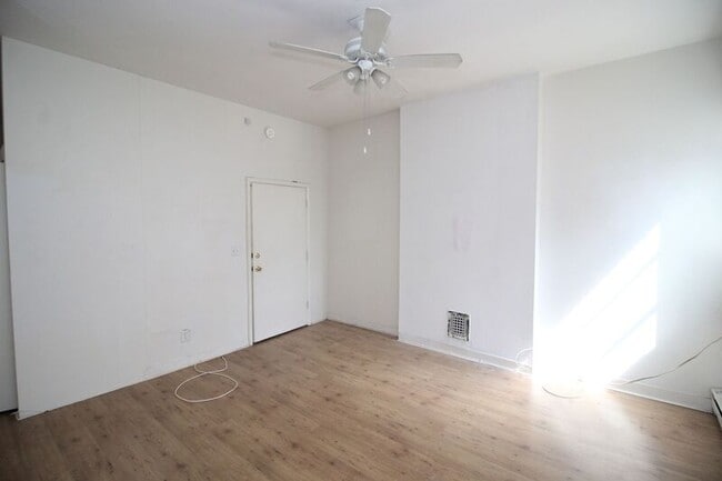 Photo - 2627 N Charles St Unit #2