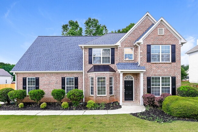 Building Photo - 215 Greenland Dr